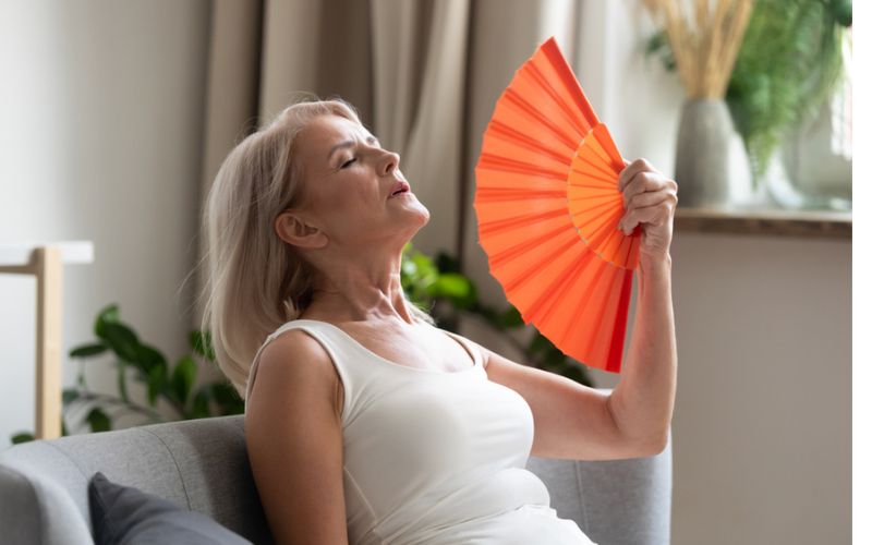 34 Common Symptoms of Menopause: What to Look Out For